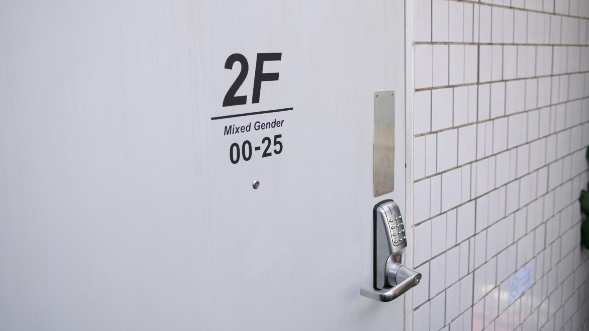 Almond Hostel&cafe Shibuya * Tokio
