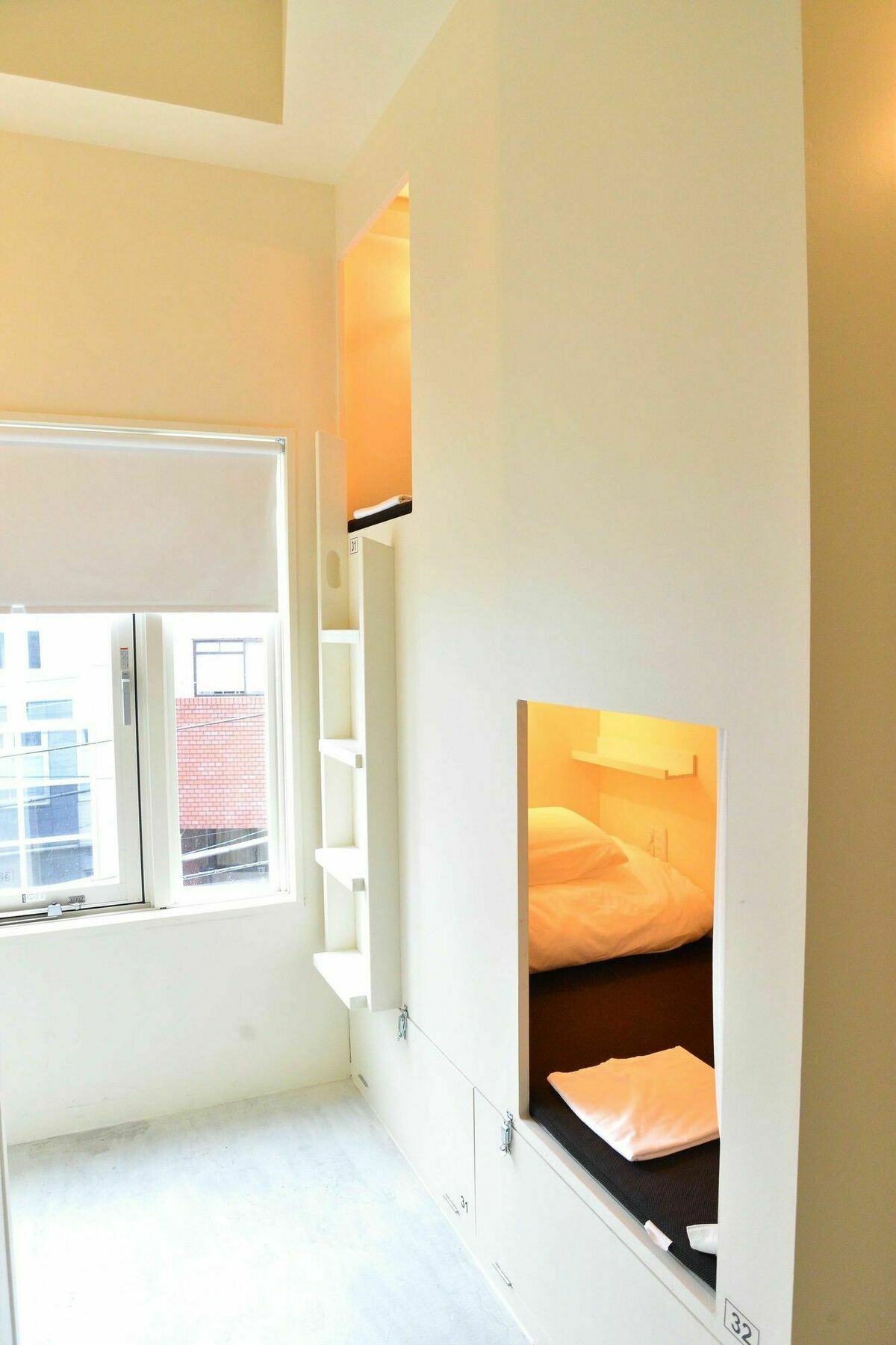 Almond Hostel&cafe Shibuya Hostal