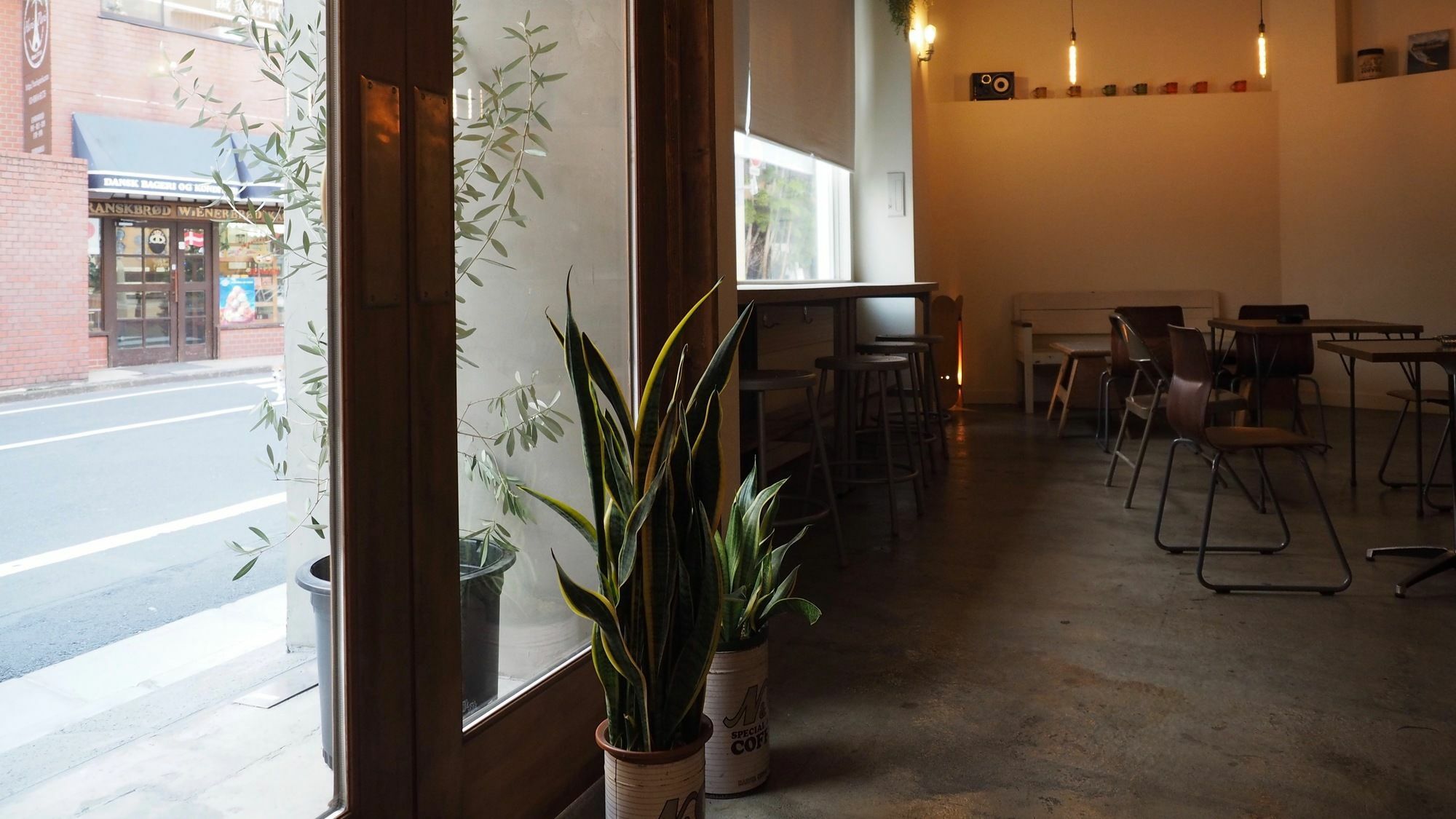 Almond Hostel&cafe Shibuya *